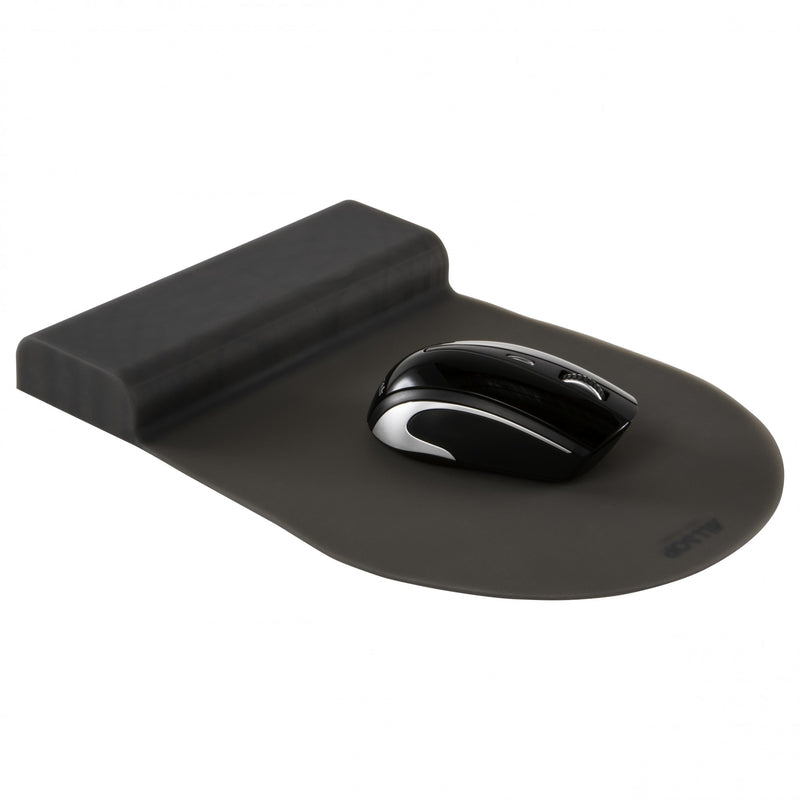 Studio image ErgoFlex Black mousepad with black mouse shown on pad